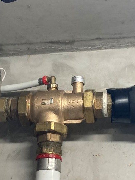 Réseau ECS avec défauts de distribution