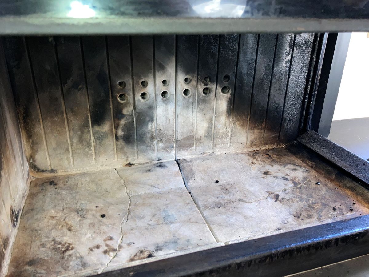 Insert avec dépôts de bistre et anomalies de fonctionnement