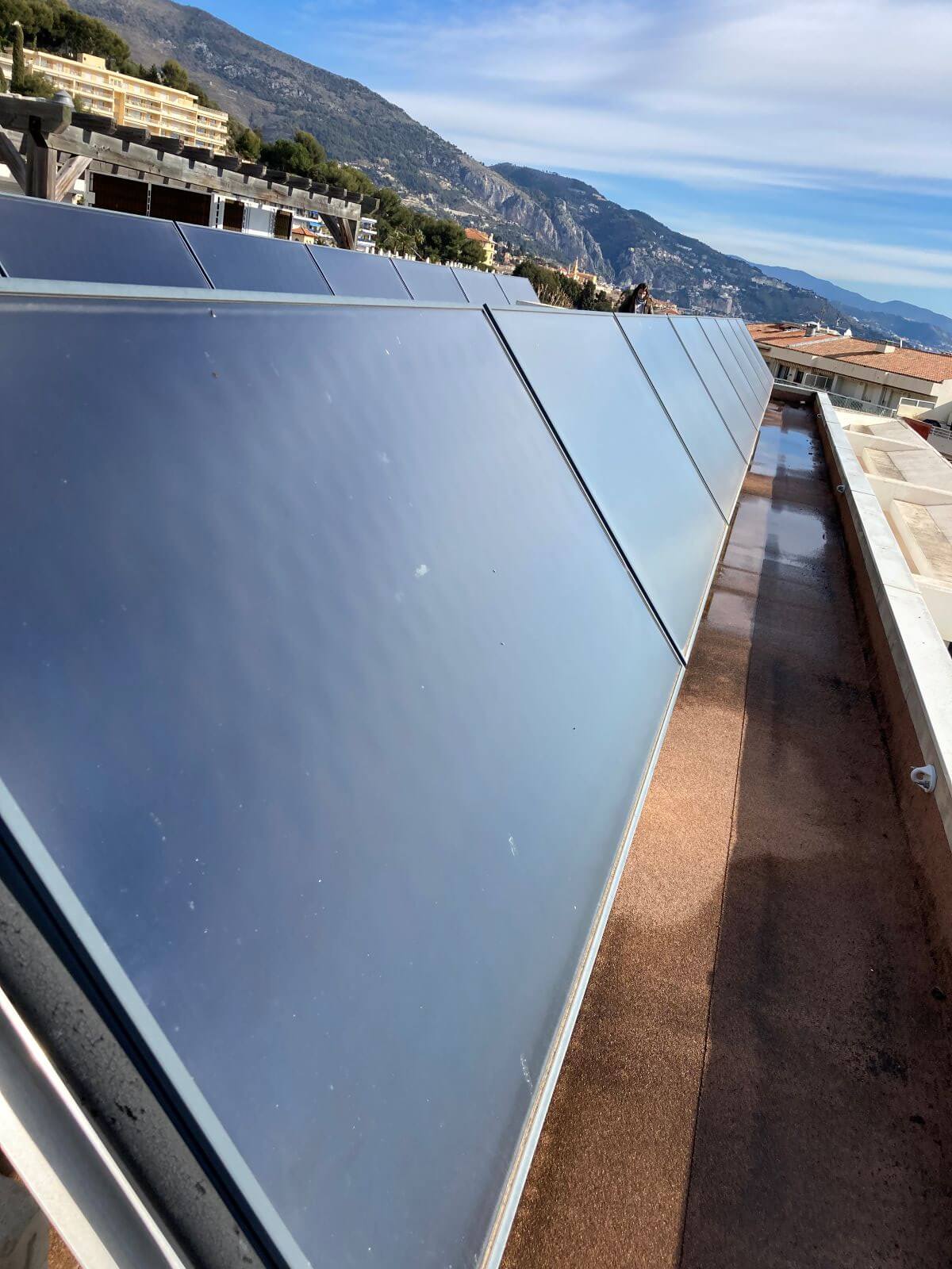 Installation solaire thermique en copropriété avec désordres hydrauliques