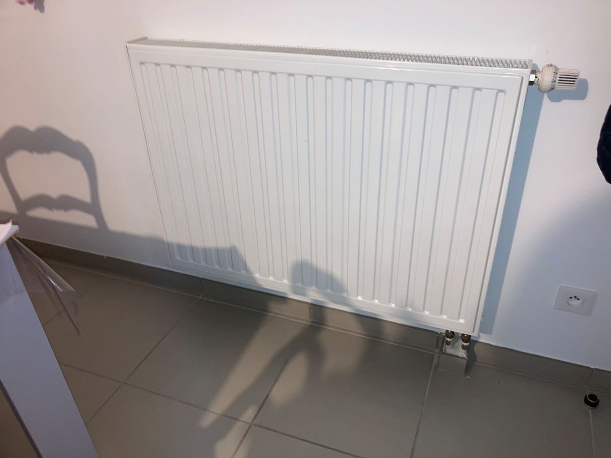 Radiateurs sous-dimensionnés dans des appartements